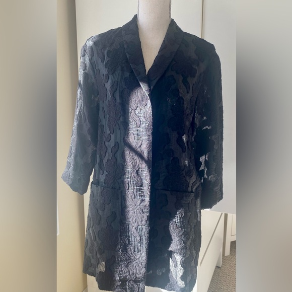 Lace Jacket by Topshop - Picture 2 of 7